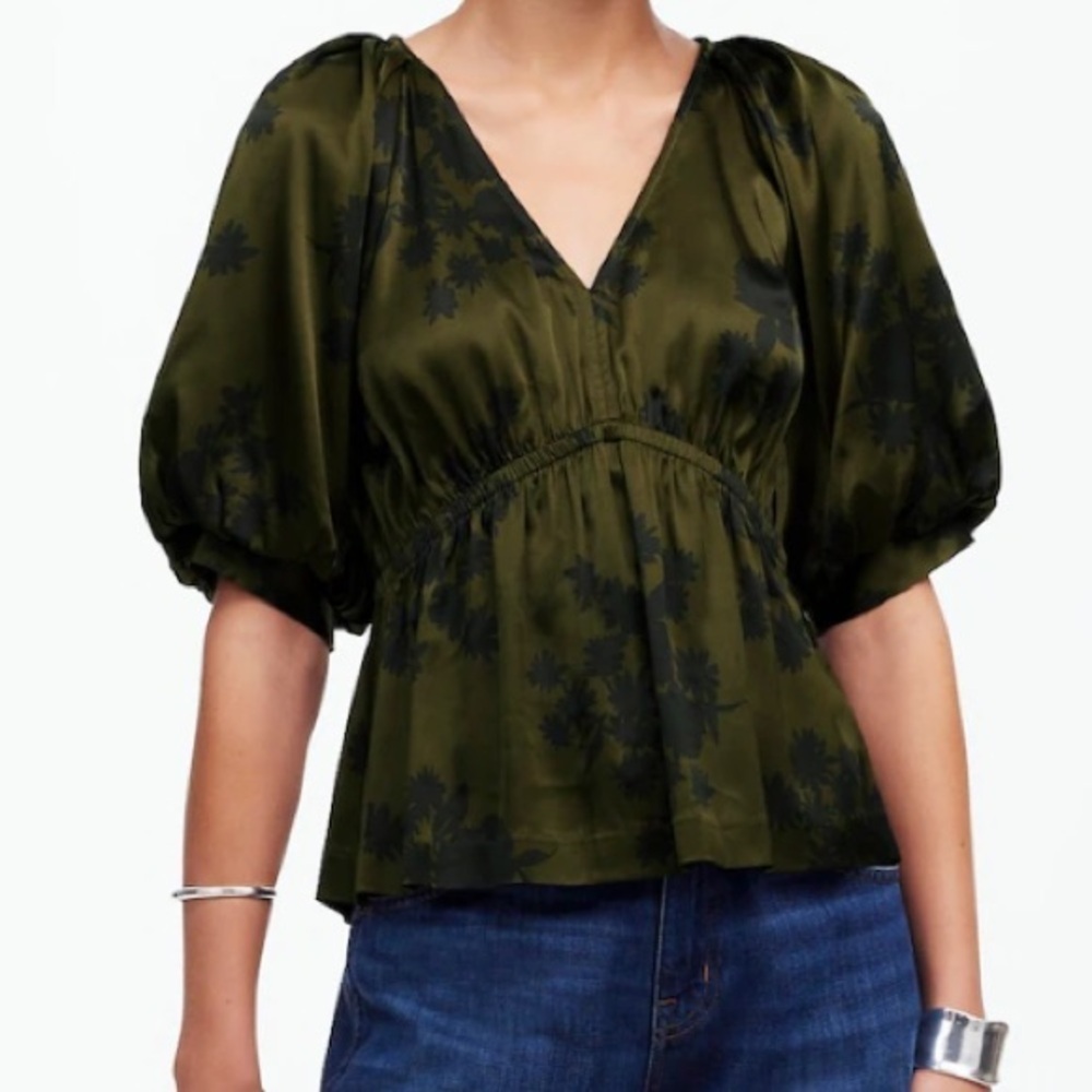 NWT MADEWELL Short Puff Sleeve V-Neck Empire Waist Satin Blouse Size X-Small